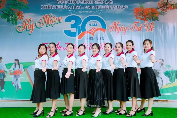 May áo đồng phục họp lớp tại Đà Nẵng 