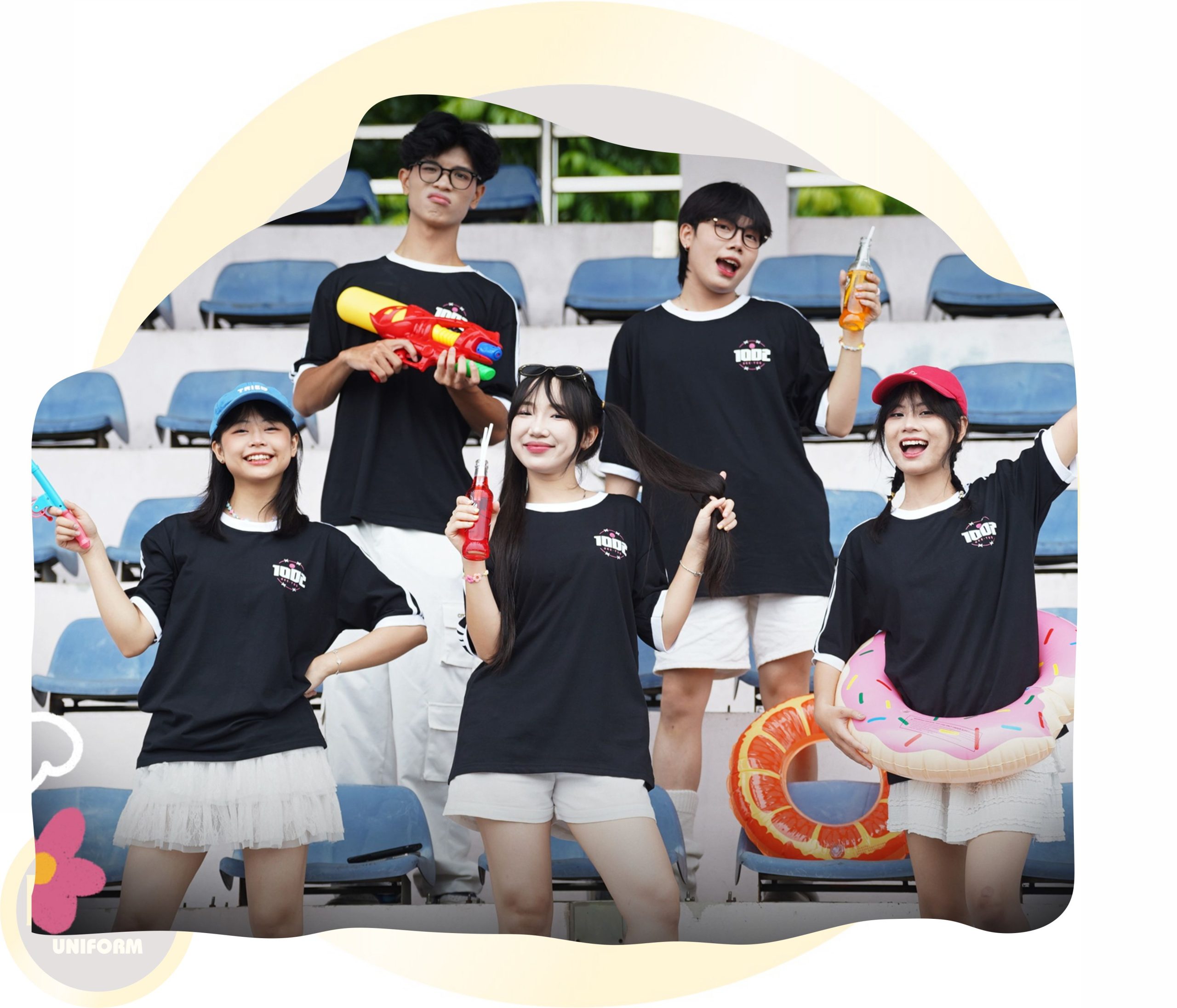 May Áo Thun Đồng Phục Tại Đà Nẵng Giá Rẻ 2025 10 áo lớp trẻ trung, năng động - FAME UNIFORM